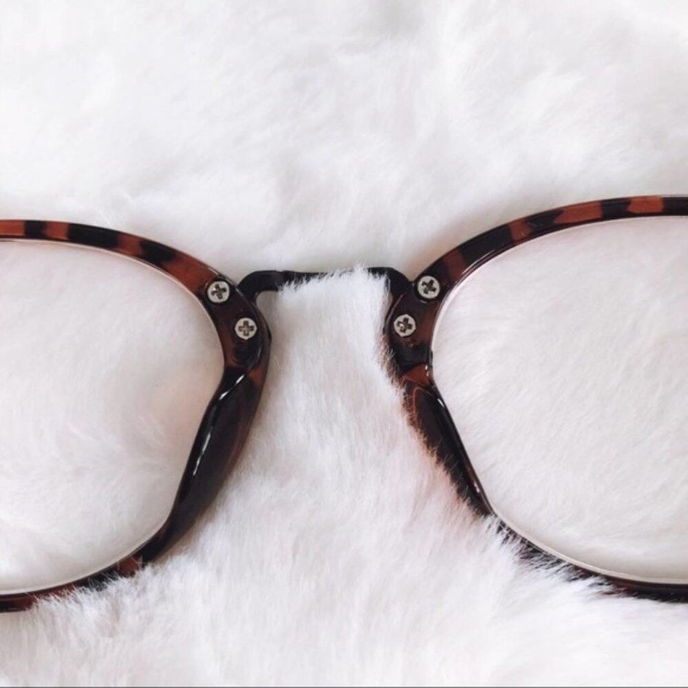 Ira Brown Printed Pattern Oval Reading Glasses - Picture 9 of 10